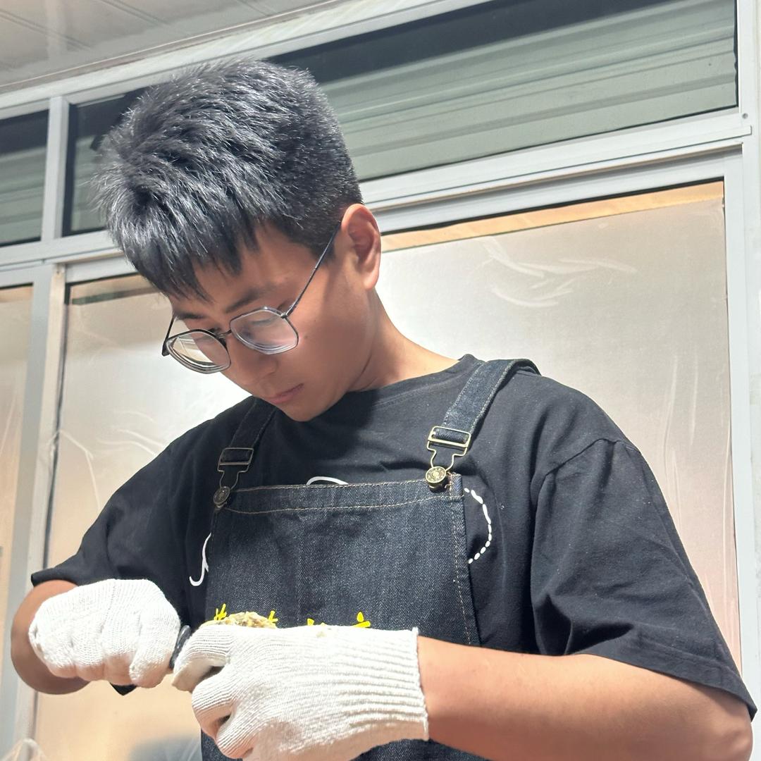 鲜虾聚点龙虾烧烤