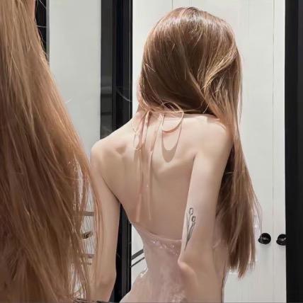 宋沁妍.
