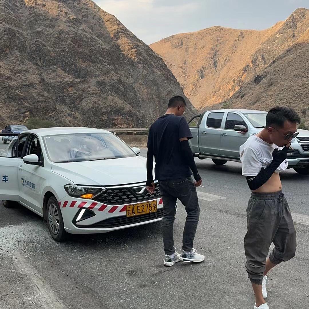 驾校张教练
