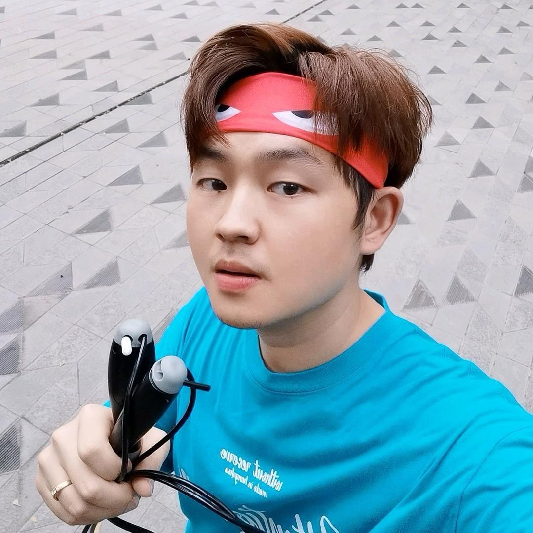 小曾跳绳