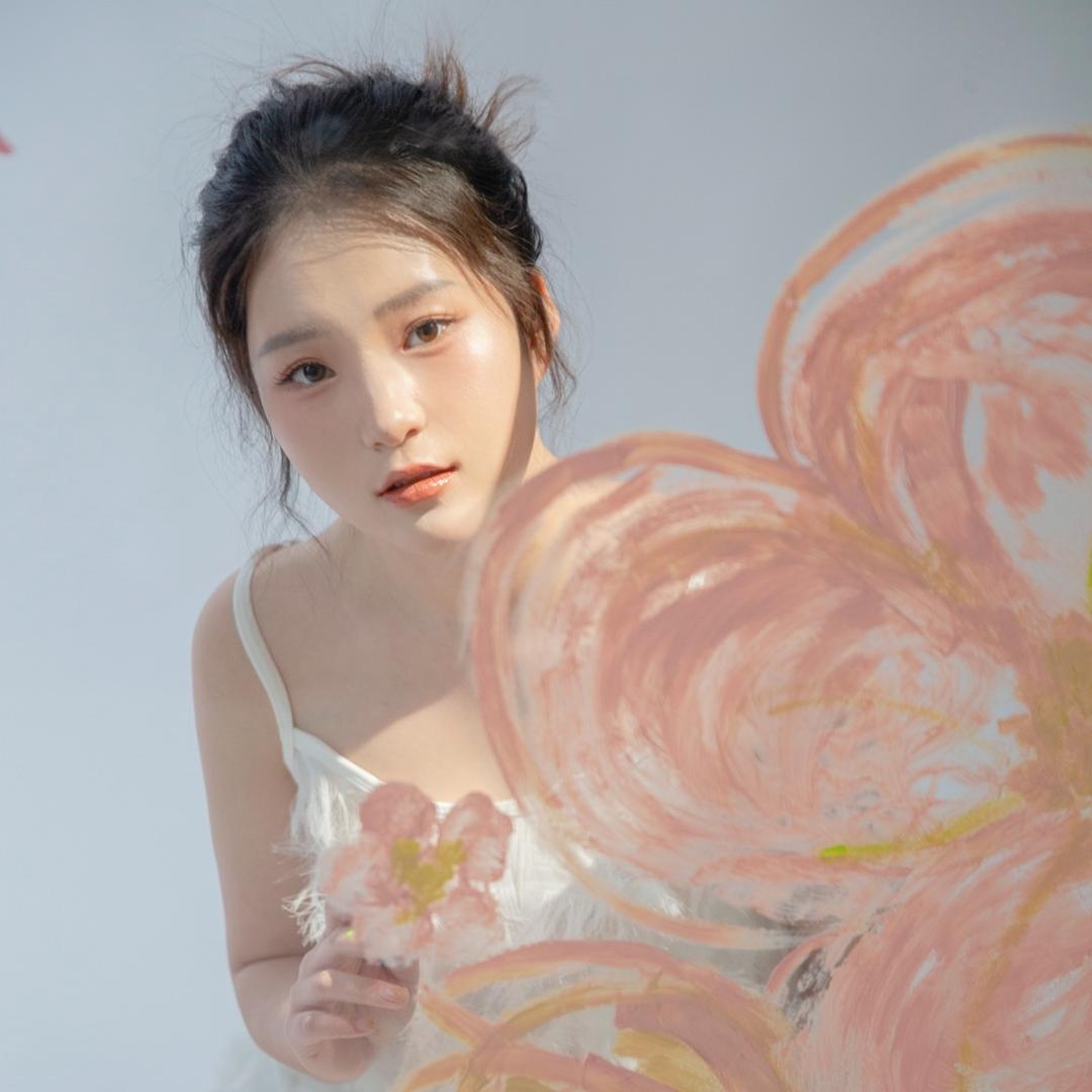 A 化妆师双双ʚ🧸ྀིɞ