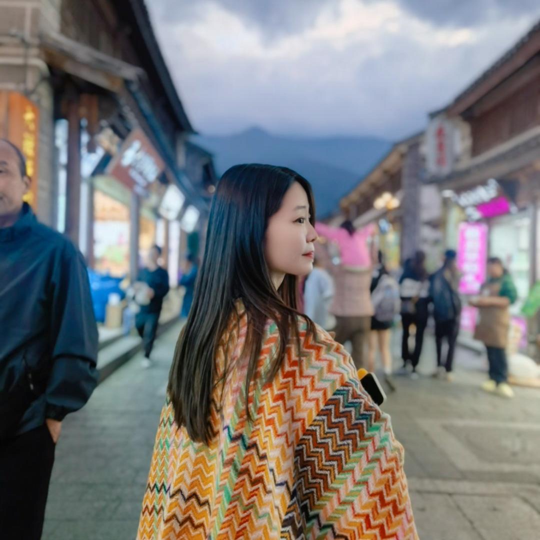 明媚の钕子