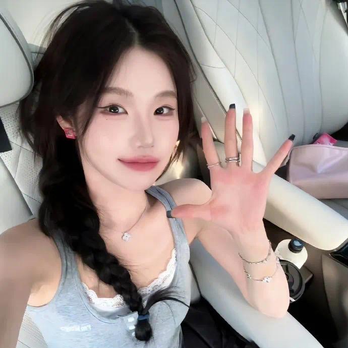 小鱼子酱