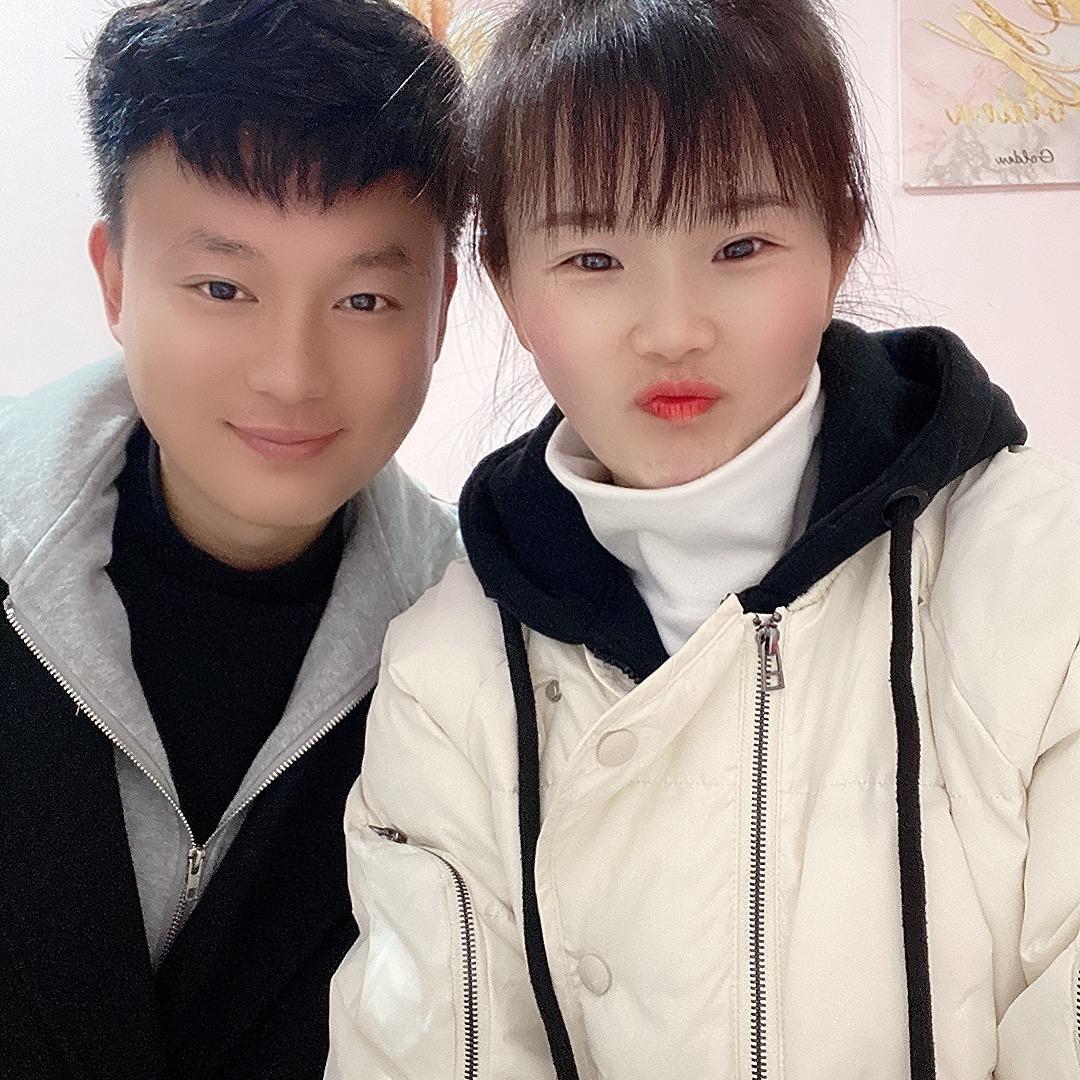 海燕大玮同学夫妻🎎