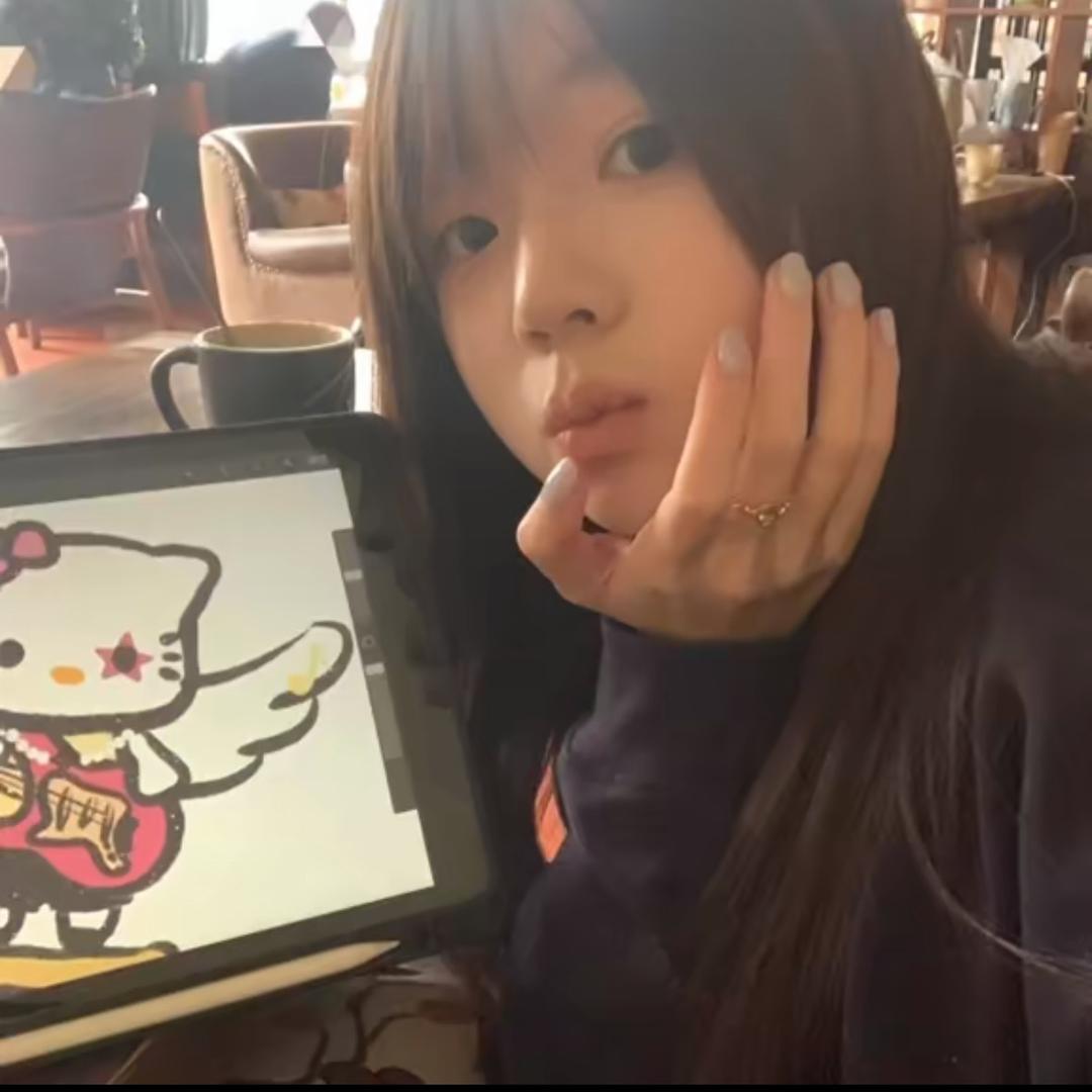 ￰ㅤ  ㅤㅤ美少女会飞