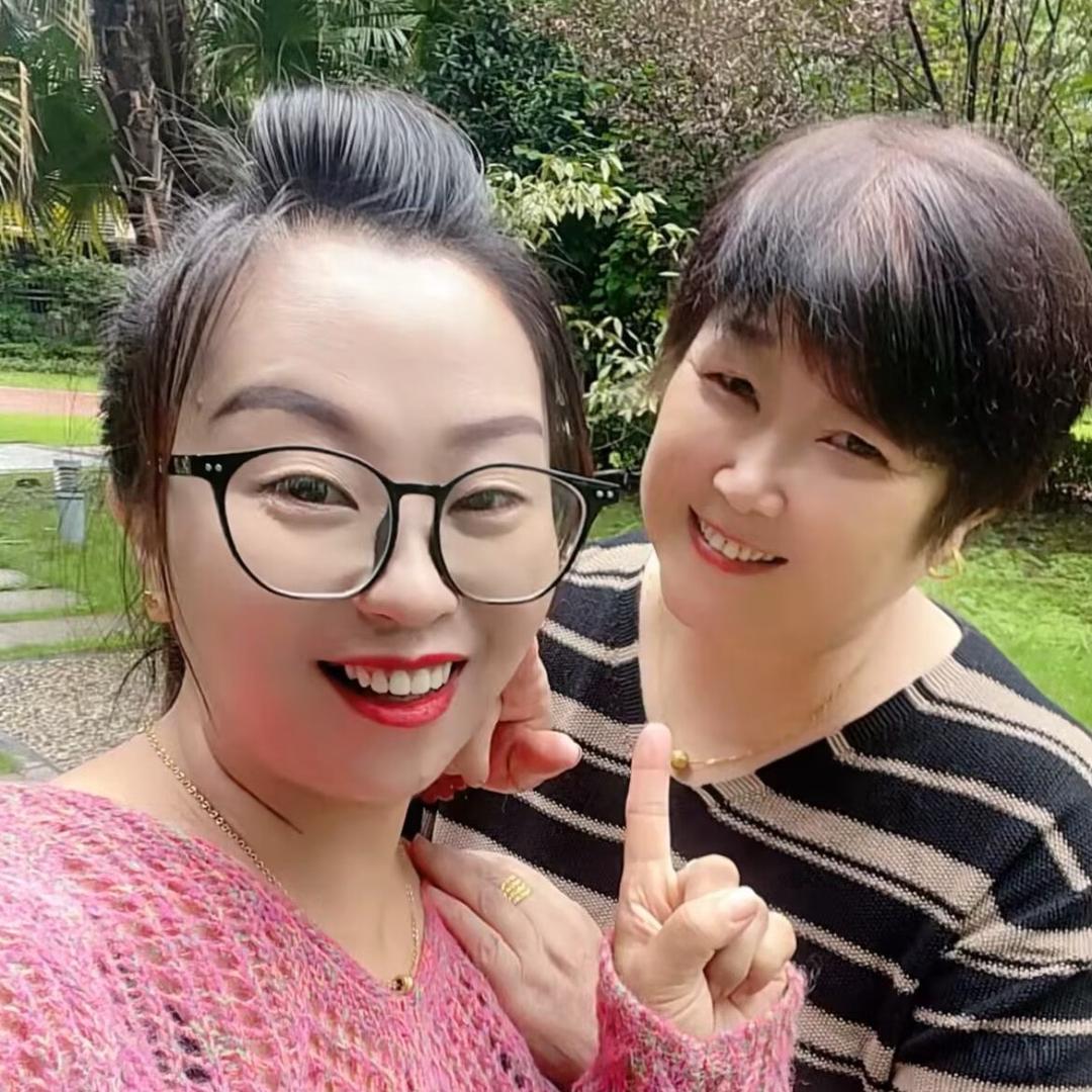 ღ᭄ 🐇 李  晓  琴 🐇 ꧔ꦿ᭄