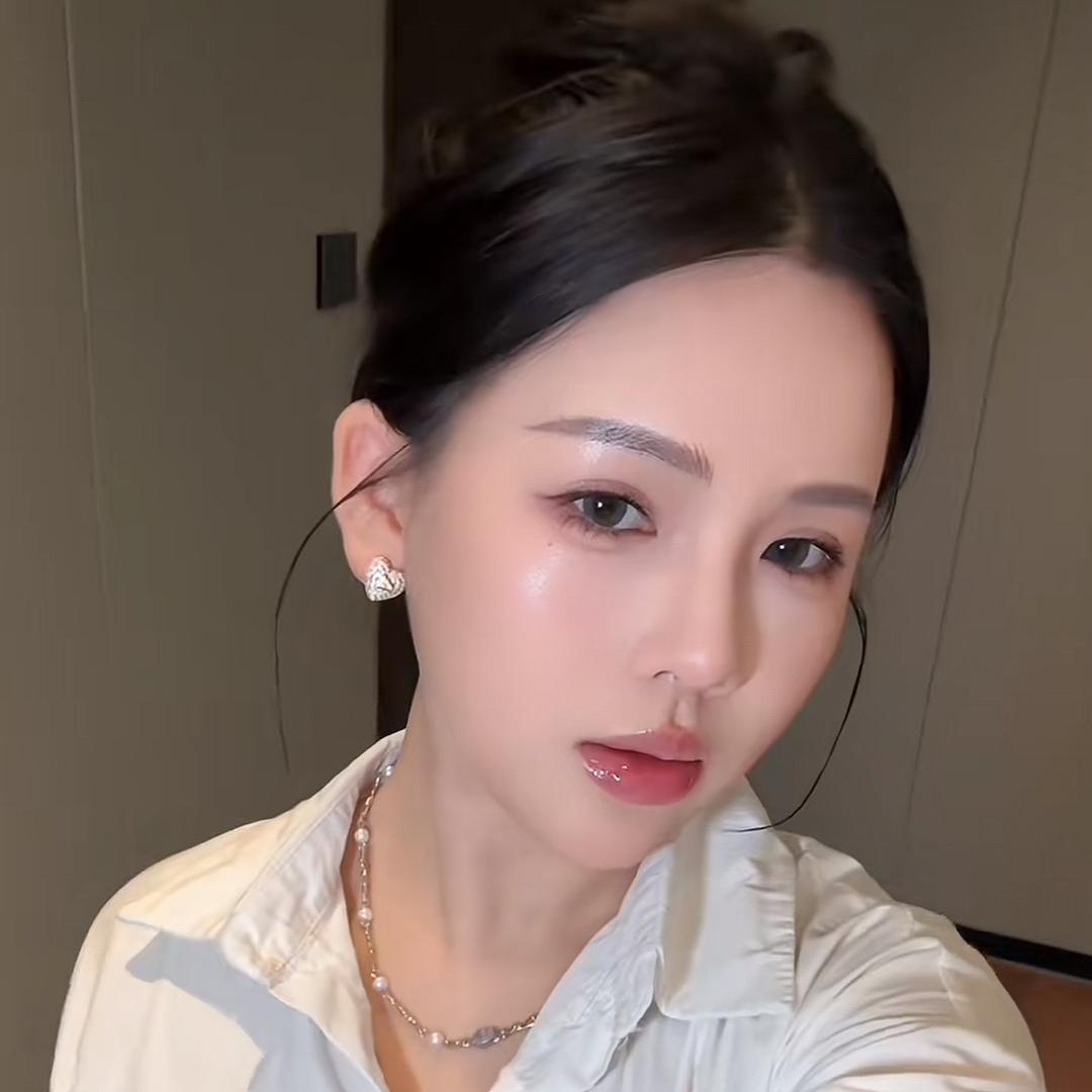 东琳琳🌻（橱窗自助下单）