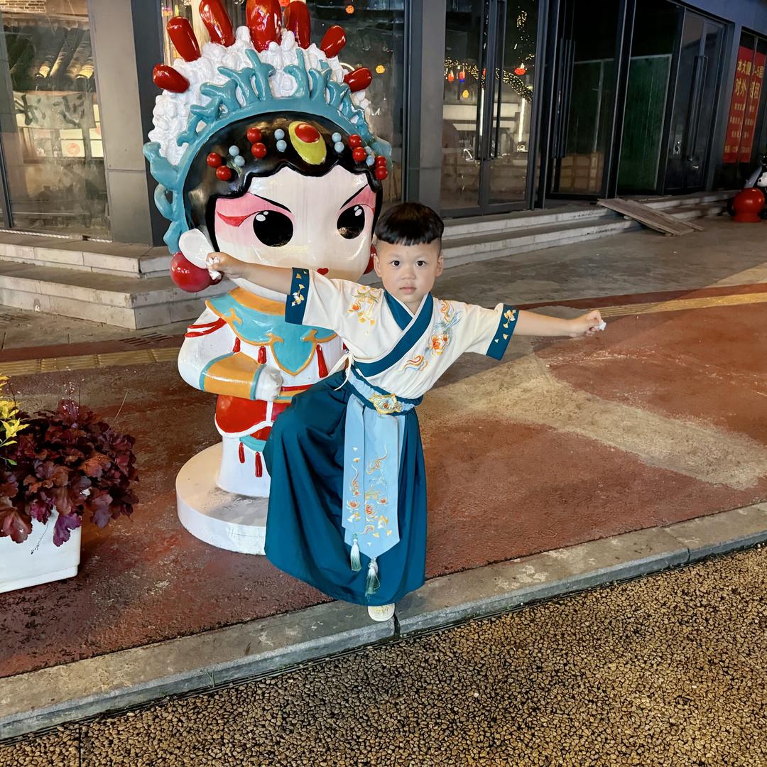 小铅球666