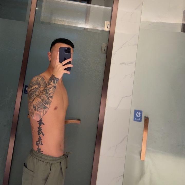 自带光环的延