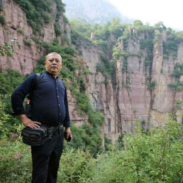 骏马驰骋