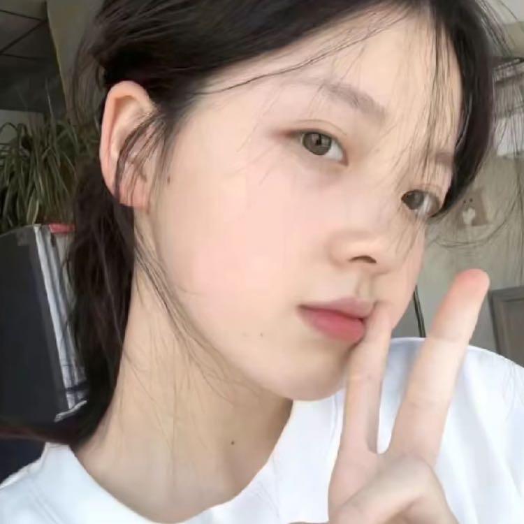 江芊雯.