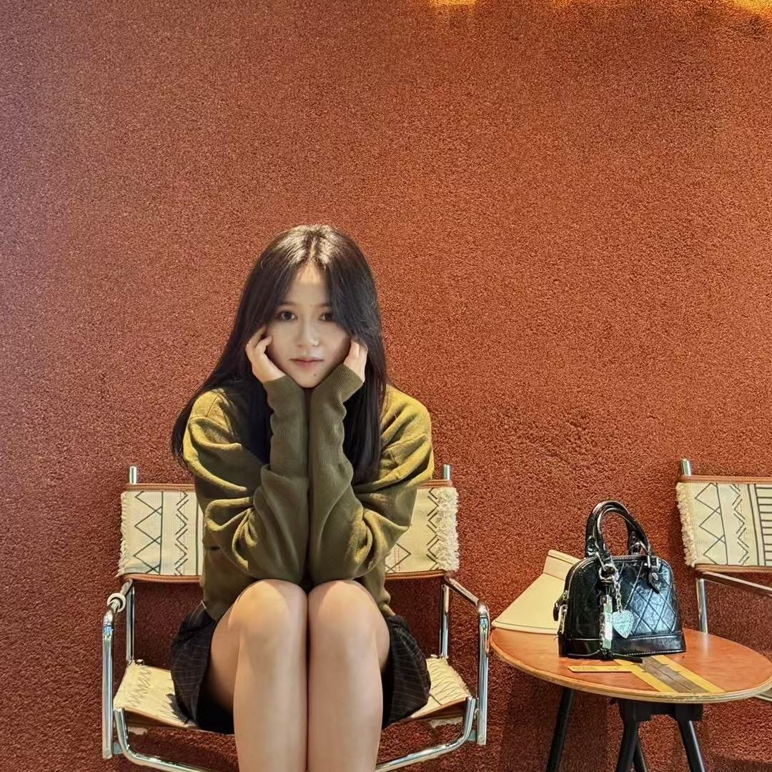 M。
