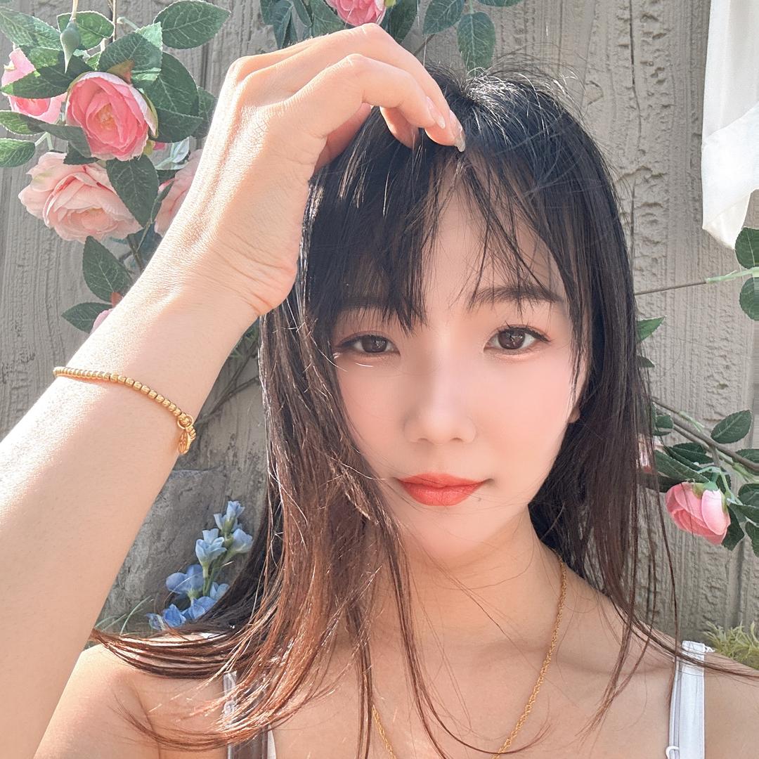 小颜(番薯妹)