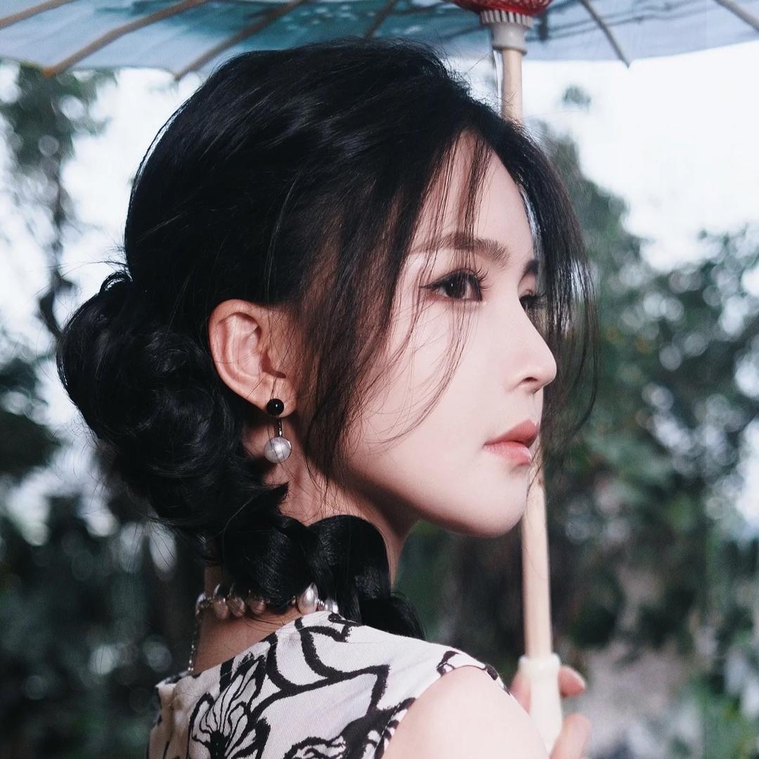 溶溶RONGRONG甄选女装