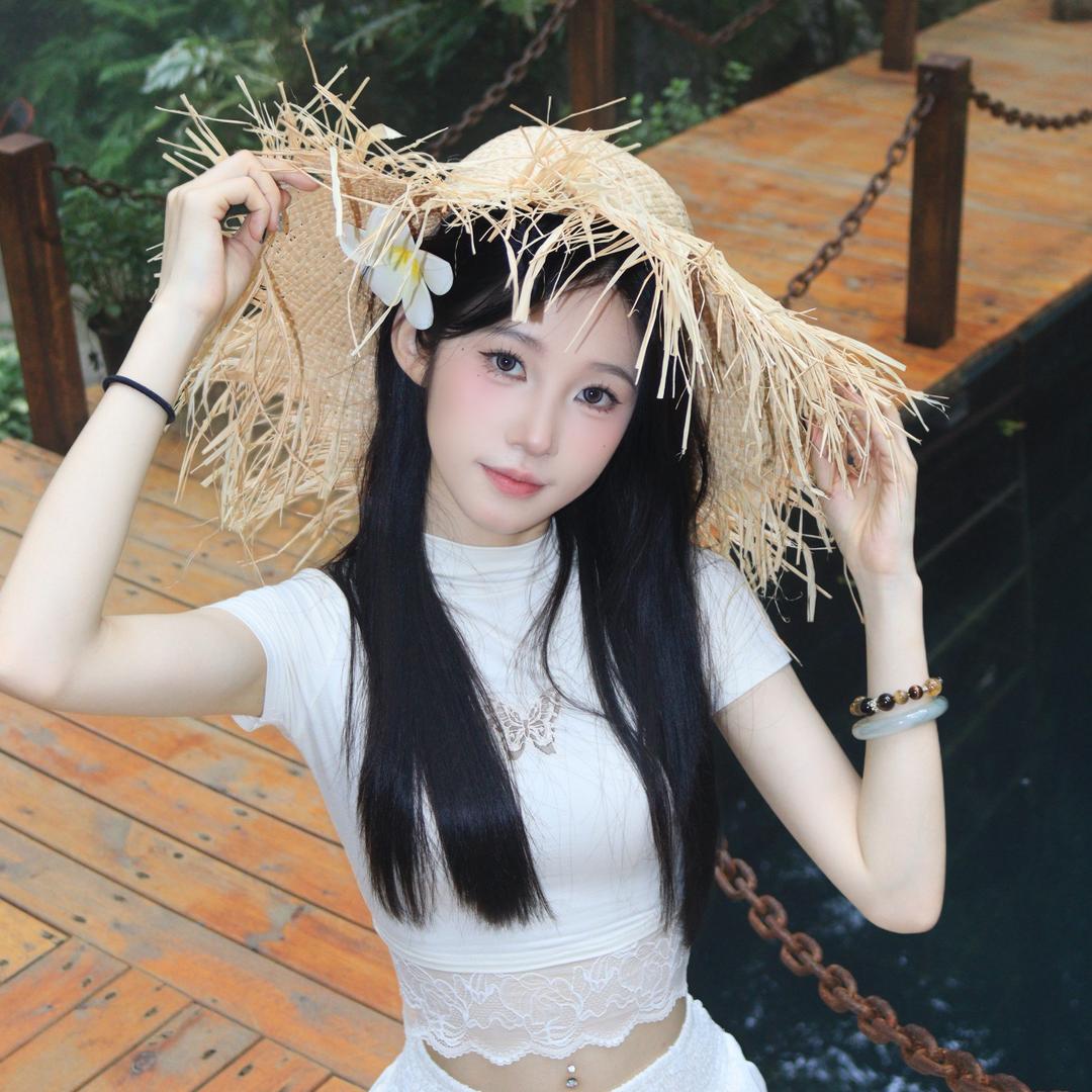 ·社恐美女