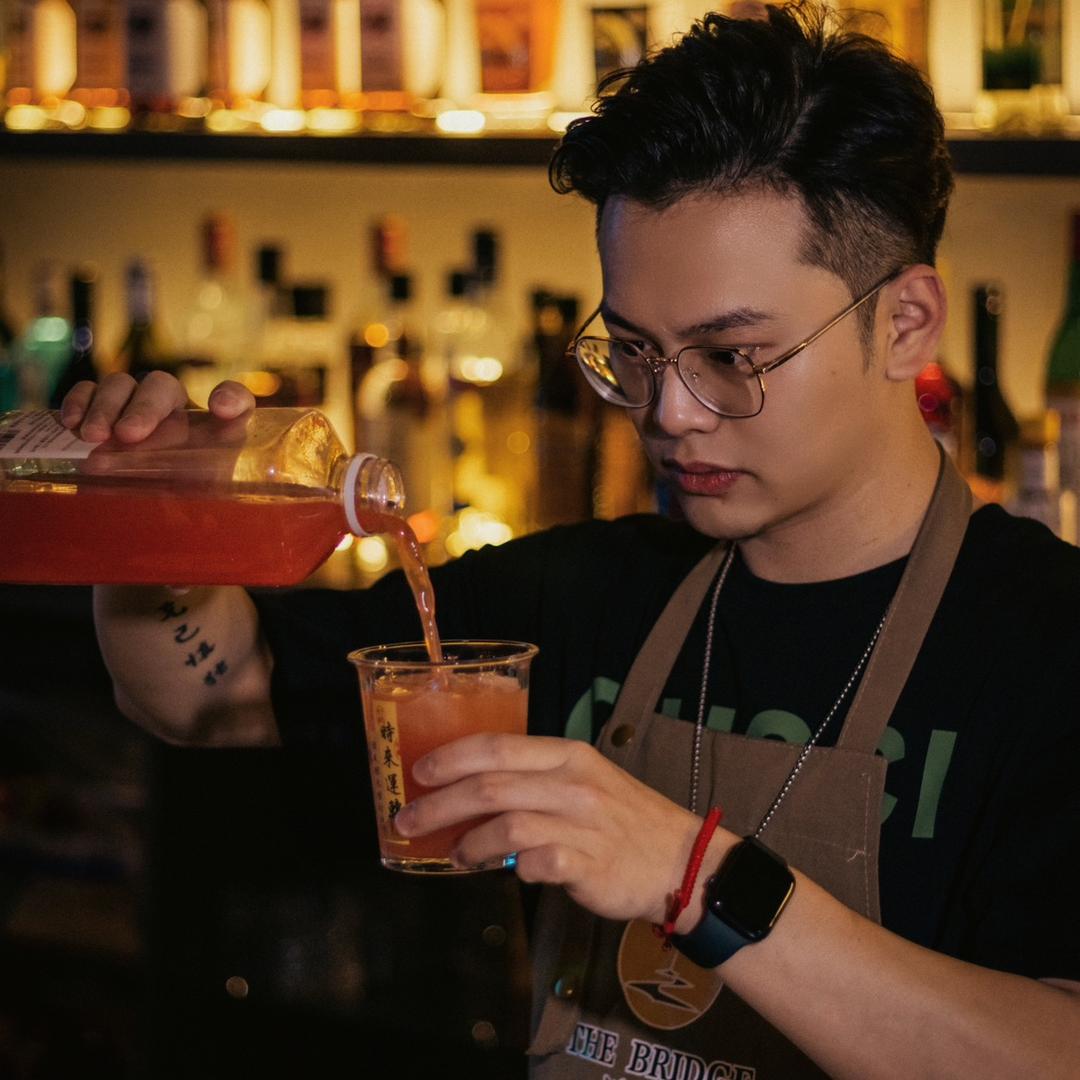 溪桥酒吧蟹老板🦀️