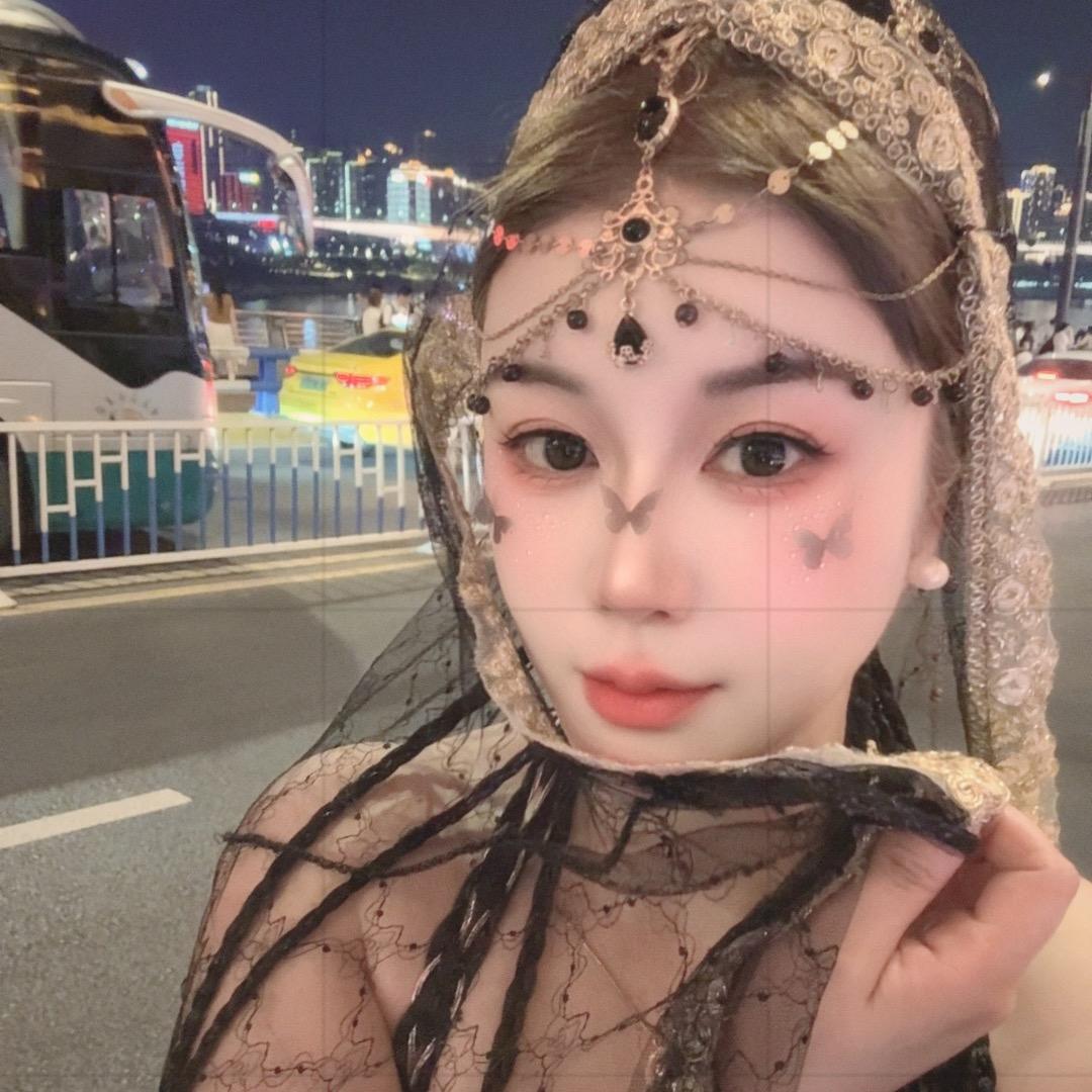 🧚🏻‍♀️Alice