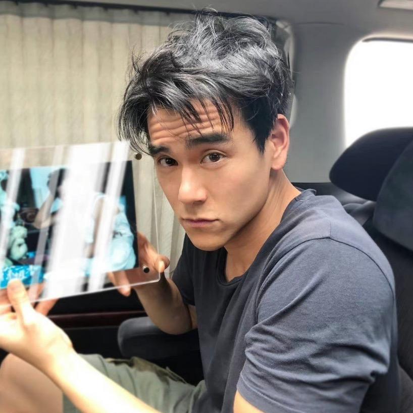 打脑壳得很（是直男）