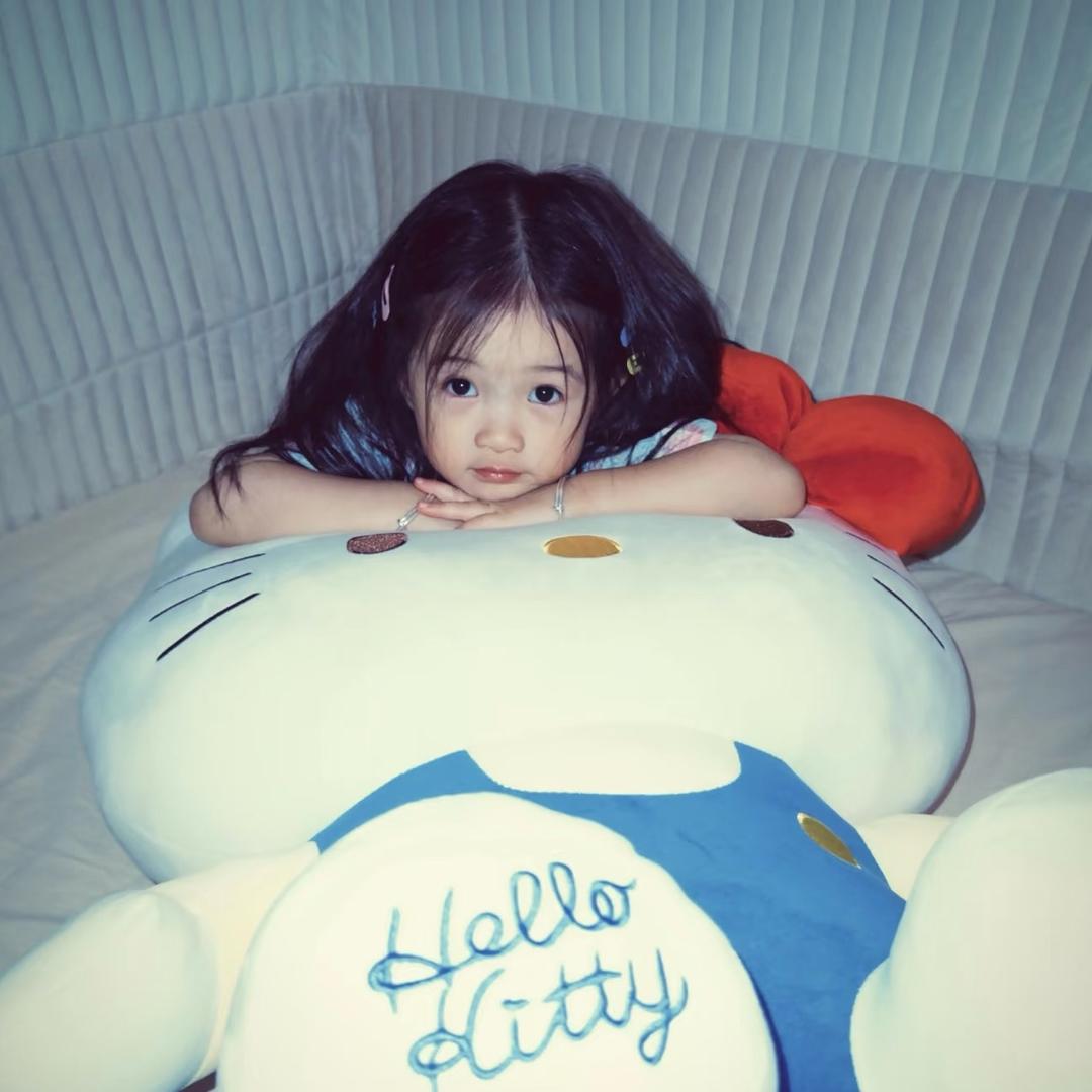 𝙠𝙞𝙩𝙩𝙮念.