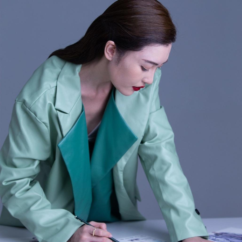 谁的私服