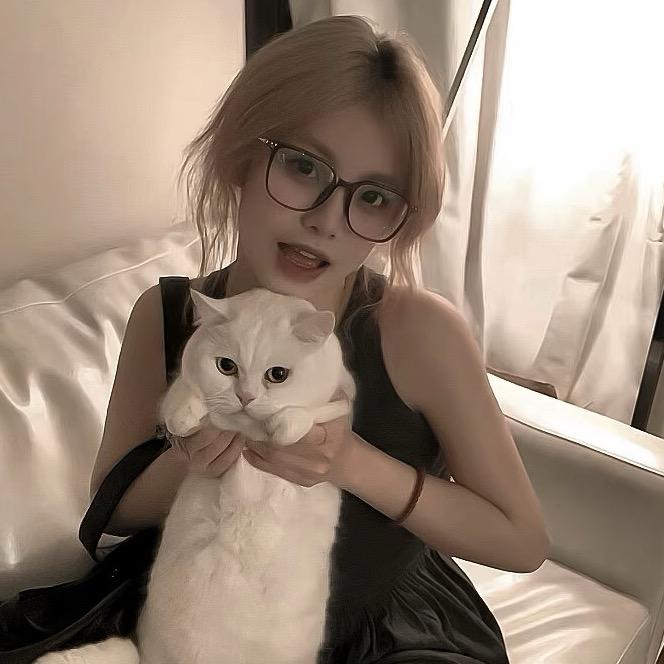 欭.