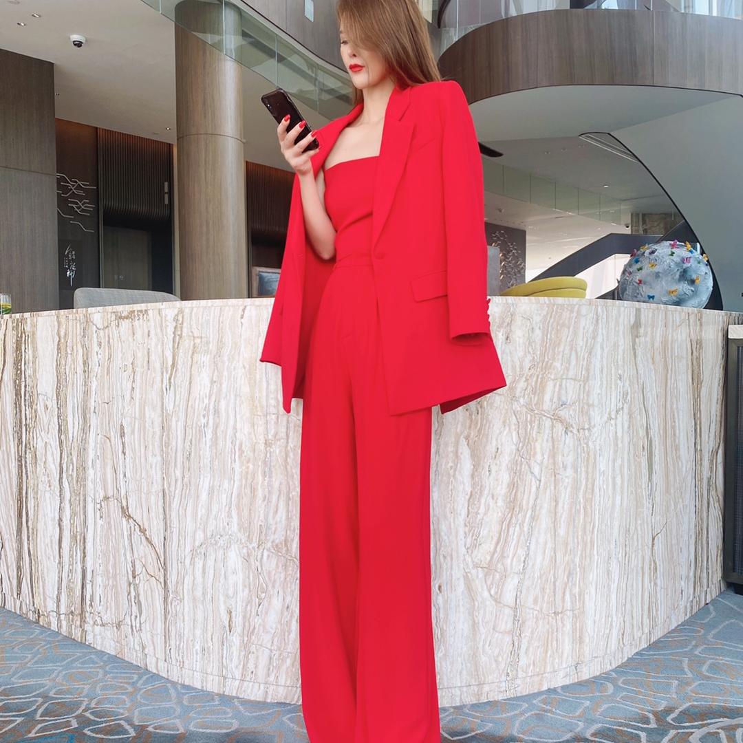 芮琳服饰高定女装