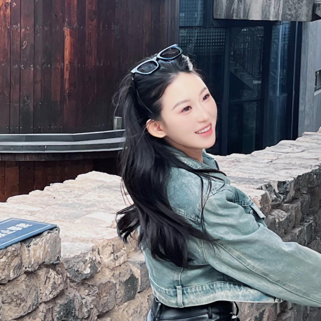 玲玲同学💕
