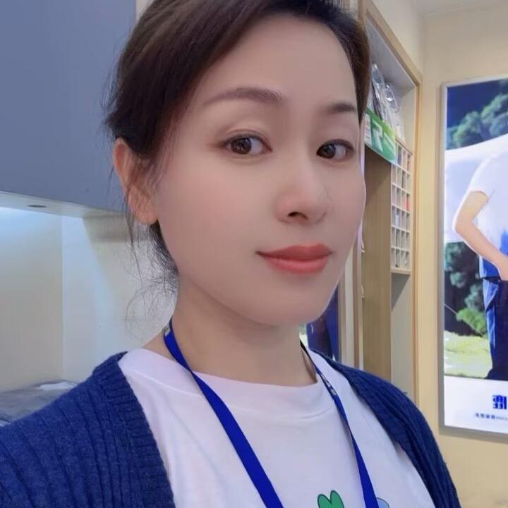雅鹿-小薇