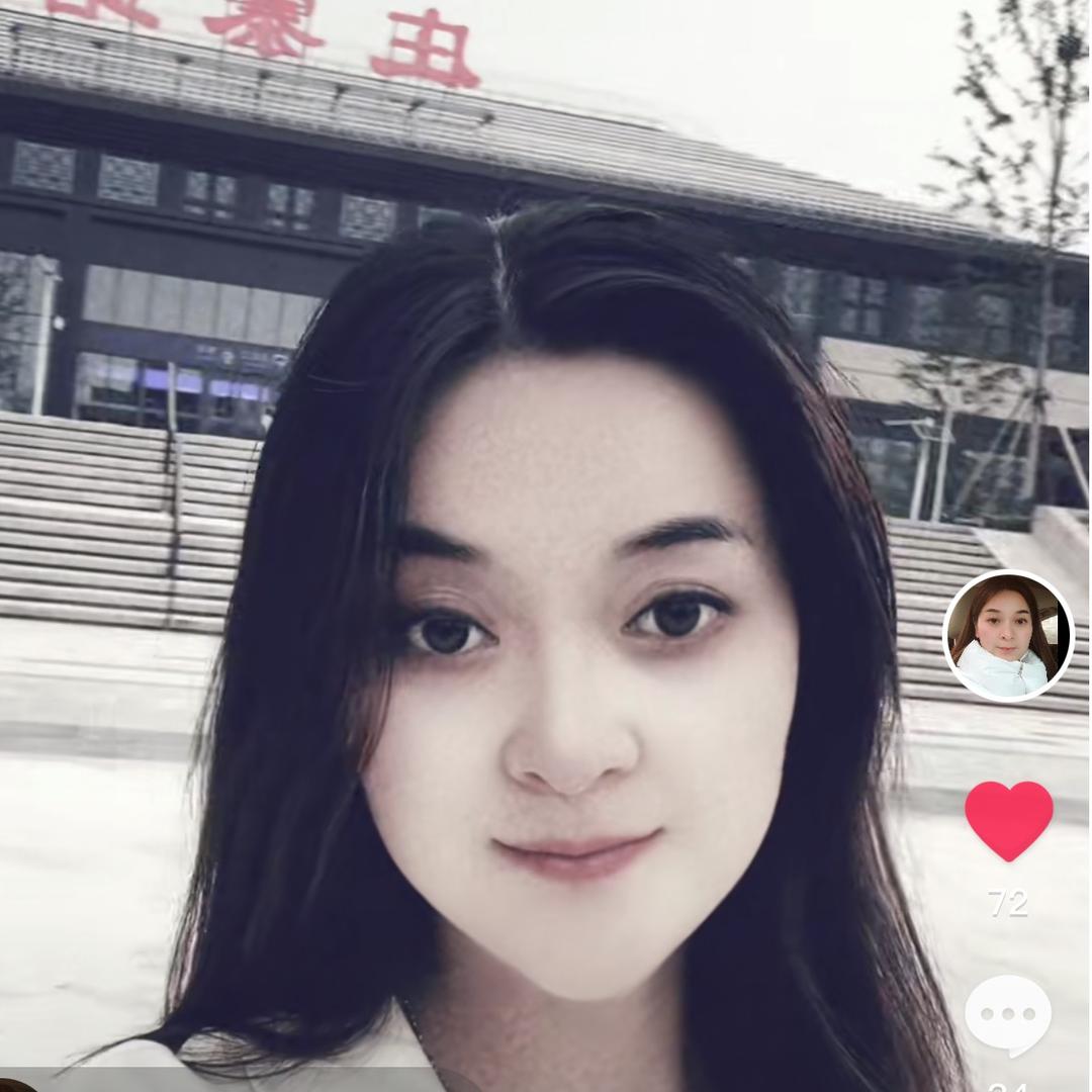 秋水遇见月亮