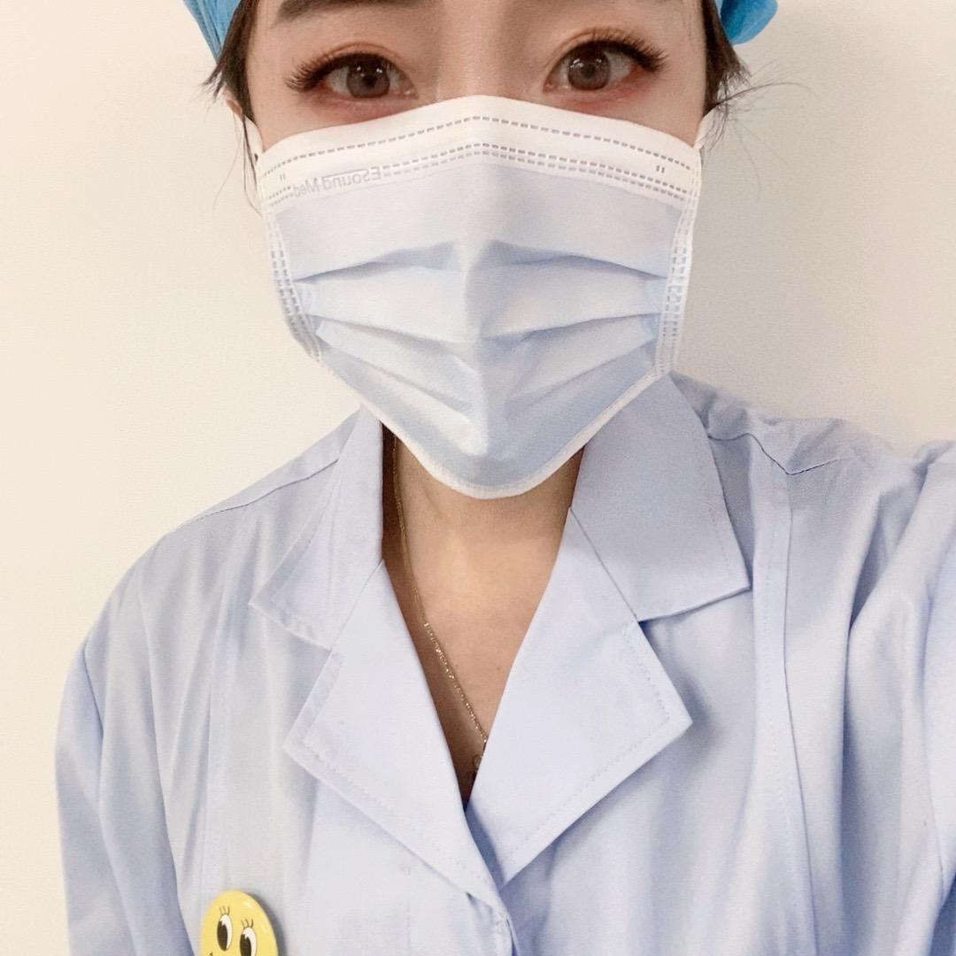 小猪踢足球⚽️