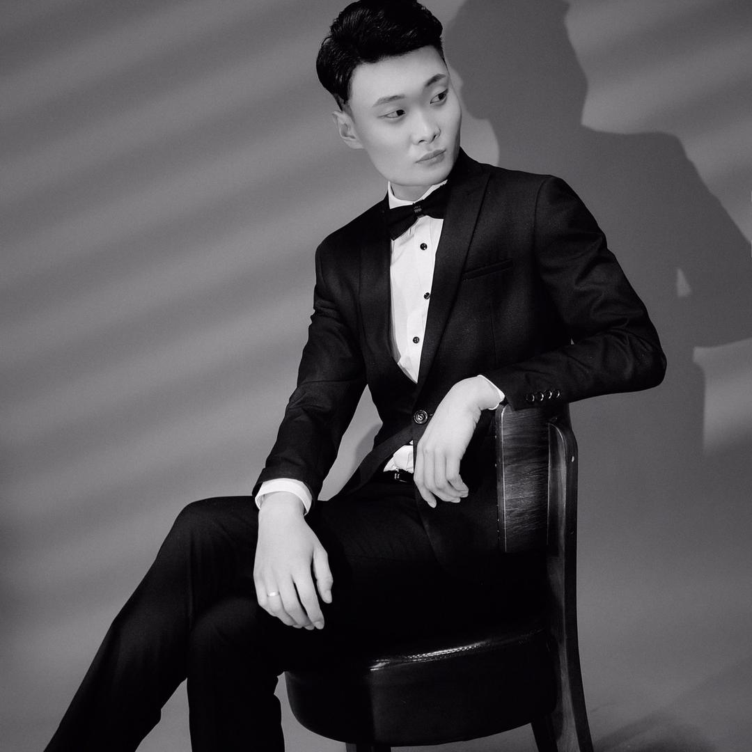 秋同学爱搞笑@抖音