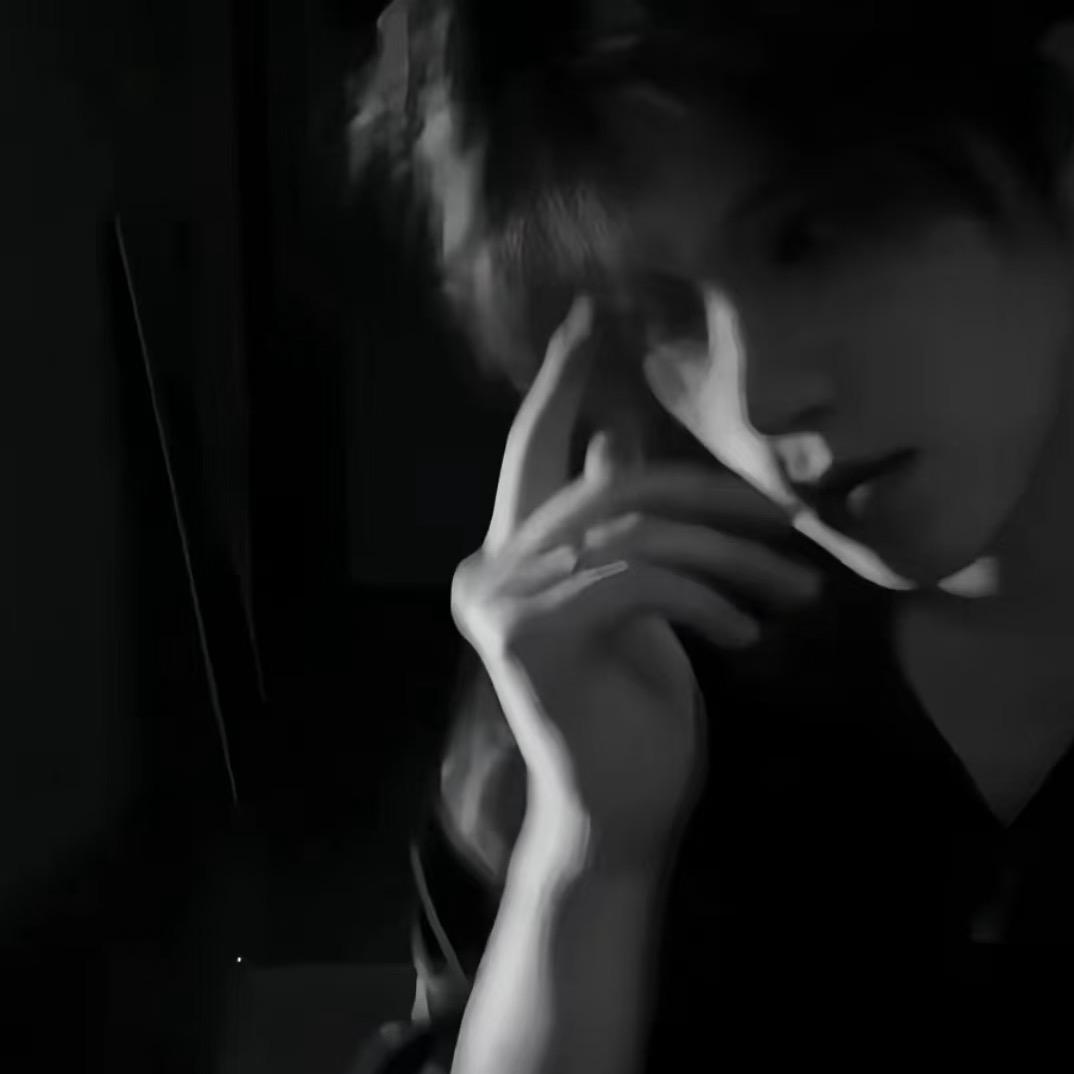 墨冰·𝐘👑柚子