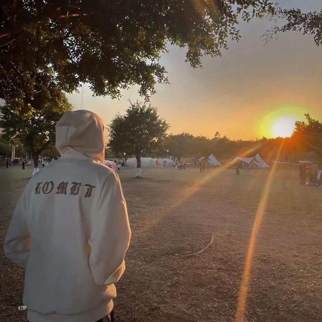 亦安☀️午夜电台