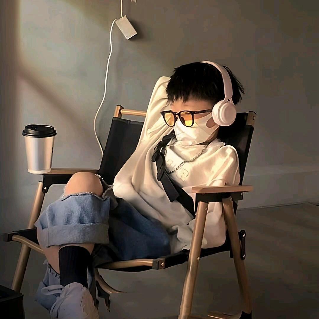 小墨兮兮^0^