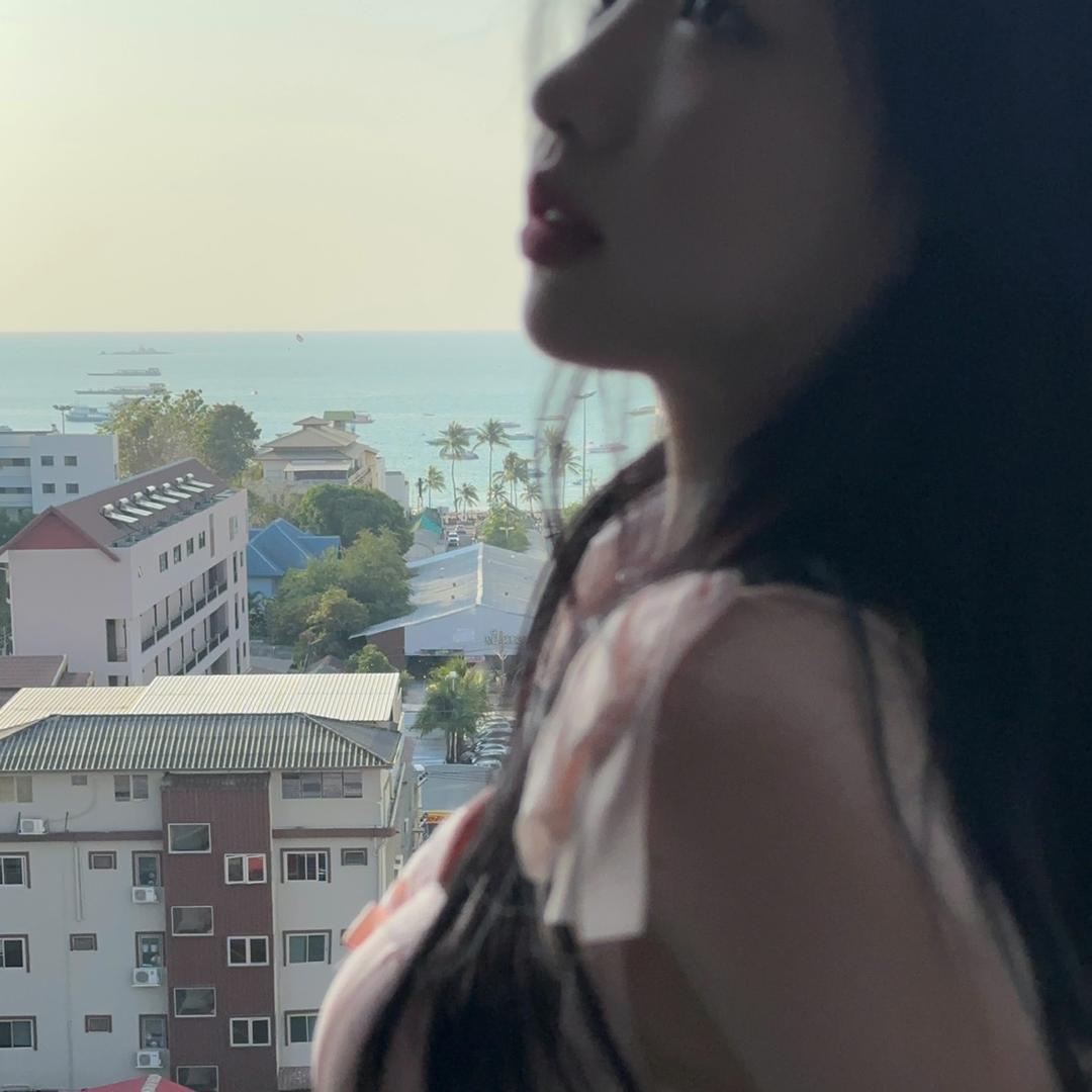 老公你说句话呀🌟