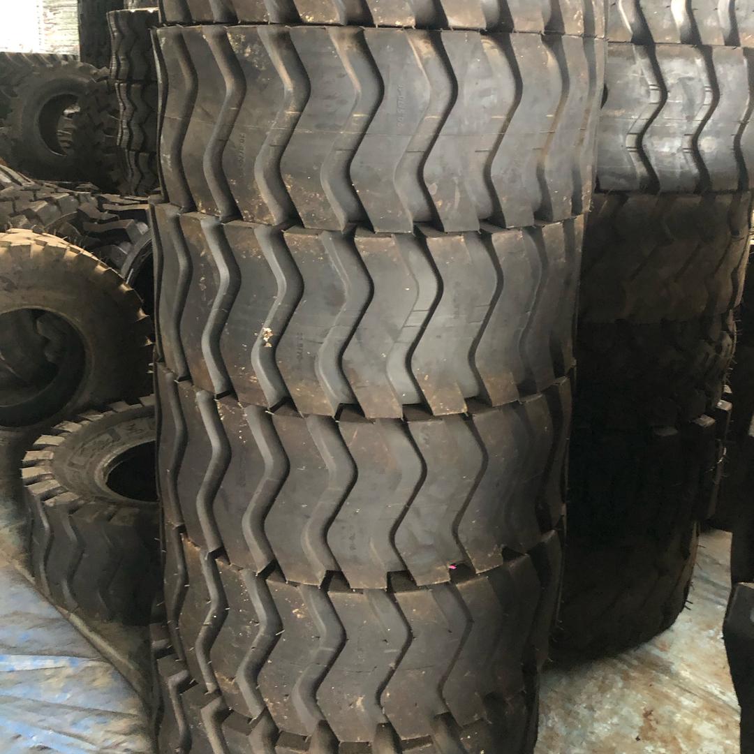 各种铲车轮胎