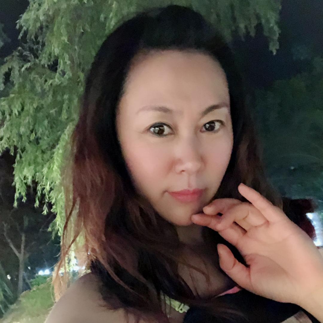 江油市环球娃娃童装店