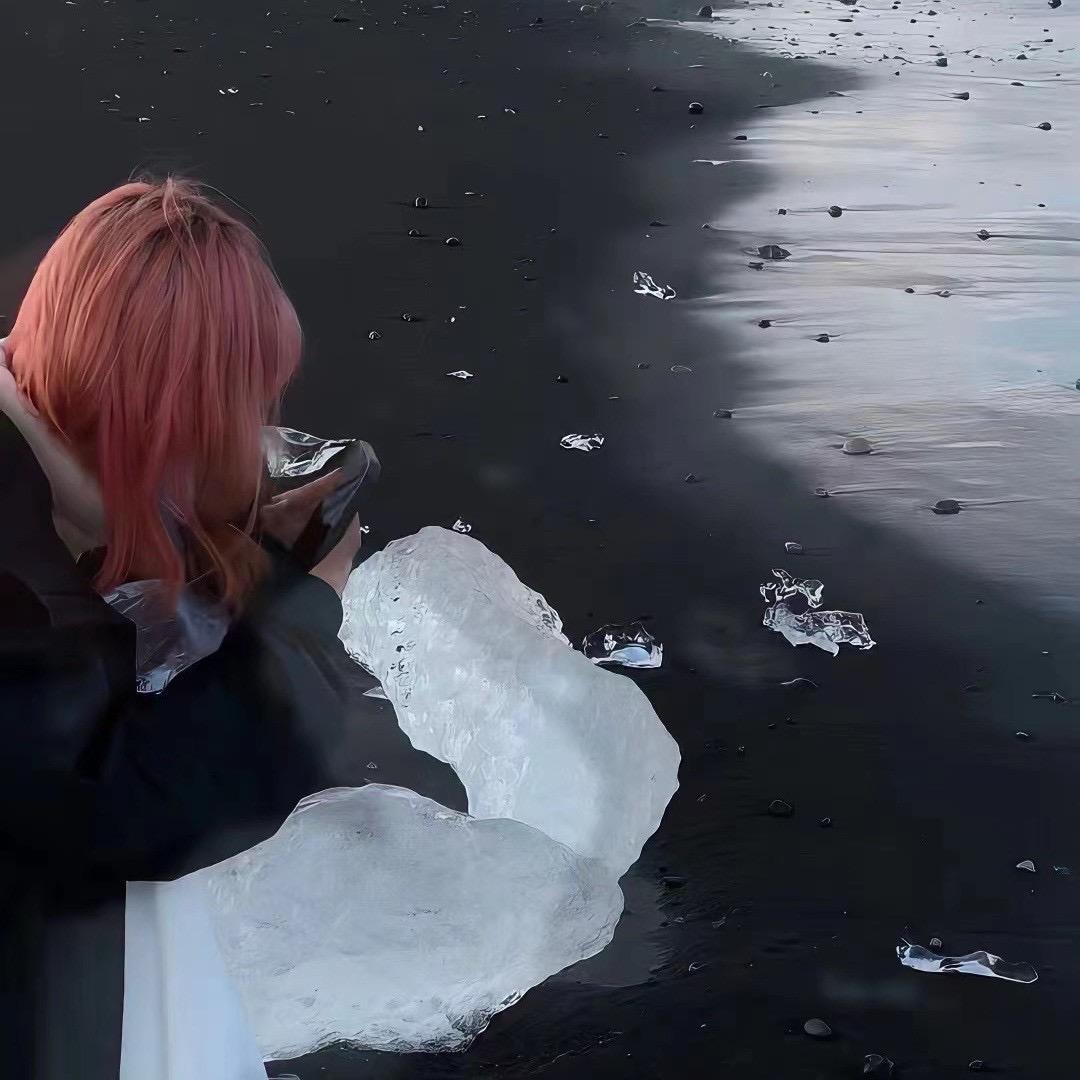 小怜子.