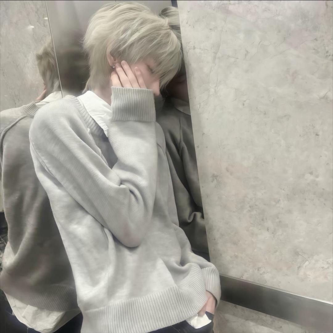 在哭泣