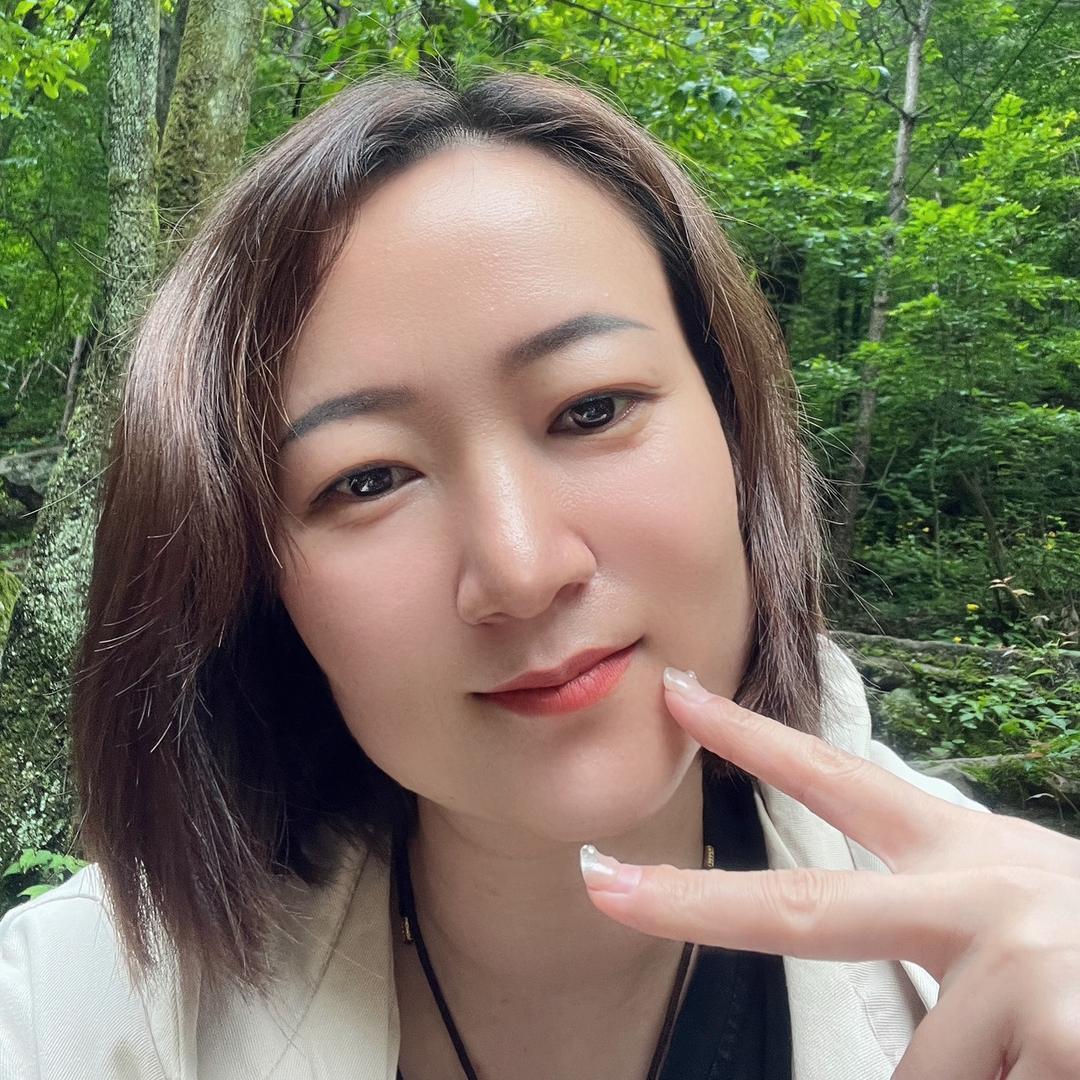 我是霞妞