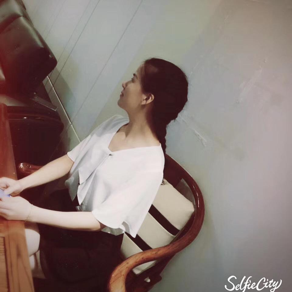 🌼卖家具的老阿姨