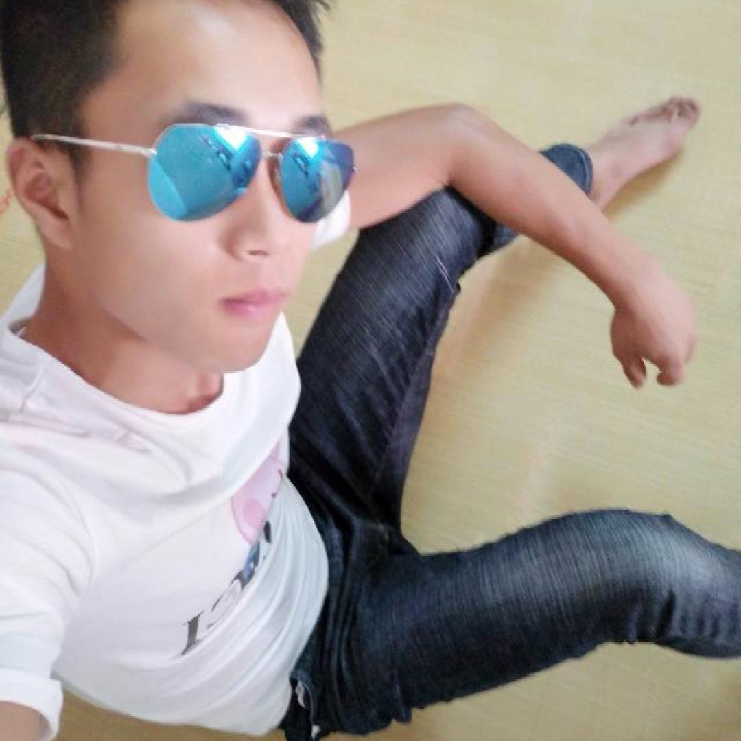 阳哥(户外抓鱼）