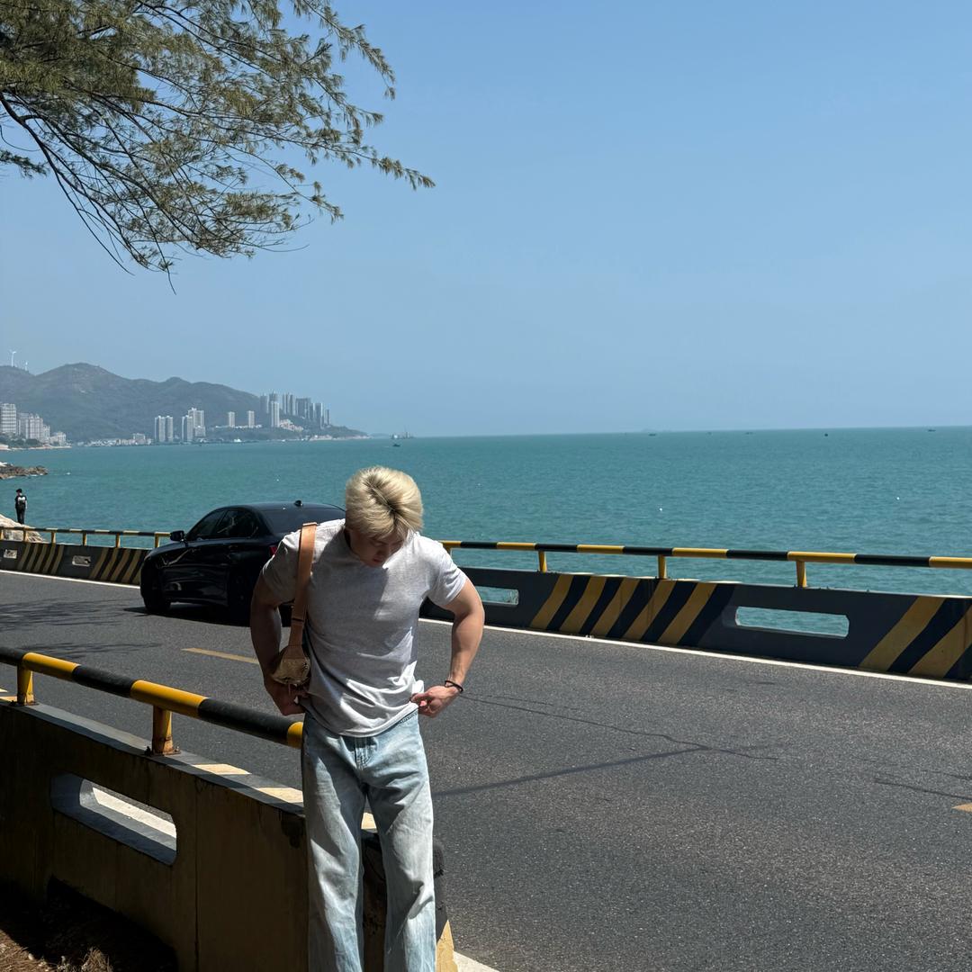 宝安·御金莎游泳健身 袁翀