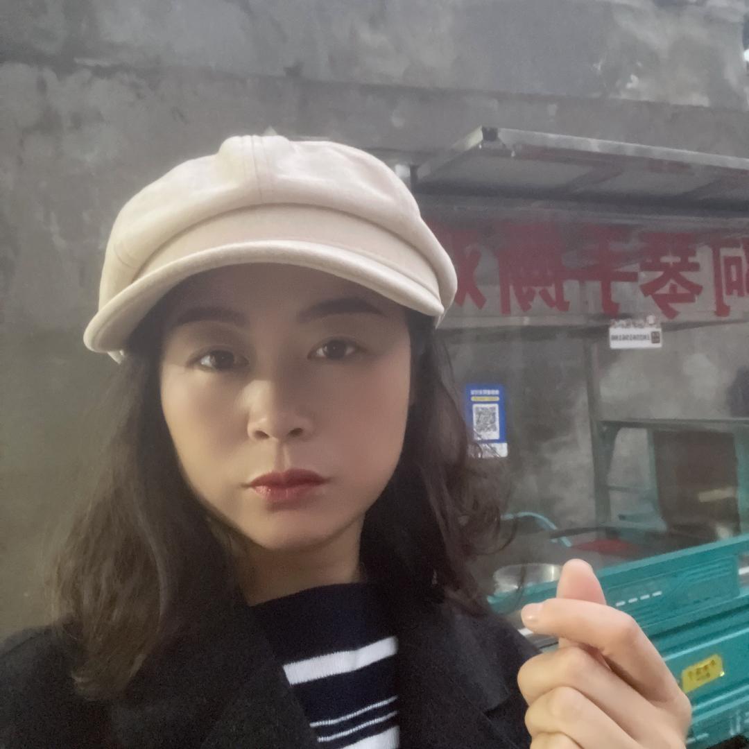 阿琴椒麻鸡的摆摊生活