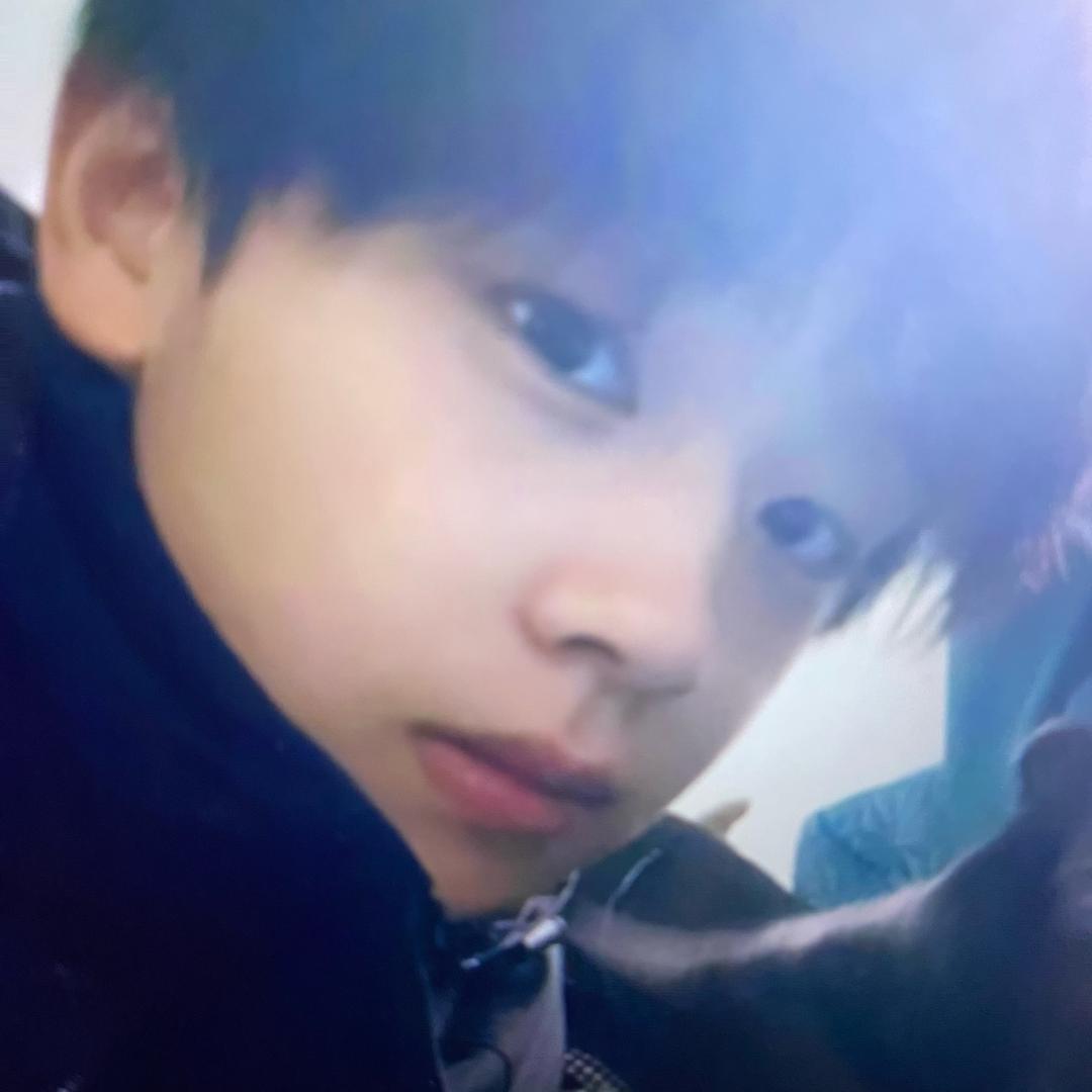 小邵不敢拧