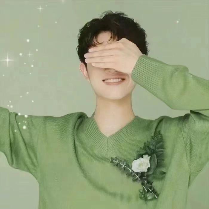 显显吖🙊