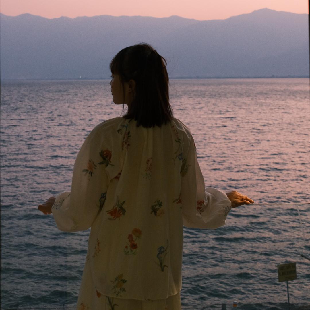 爱吃香菜-