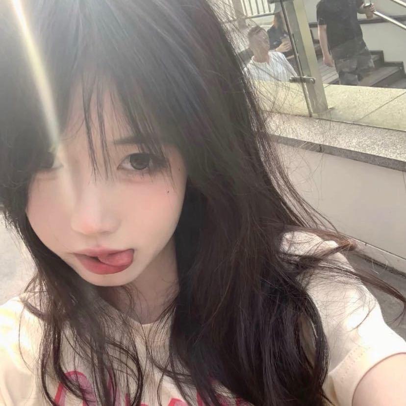 沫沫.