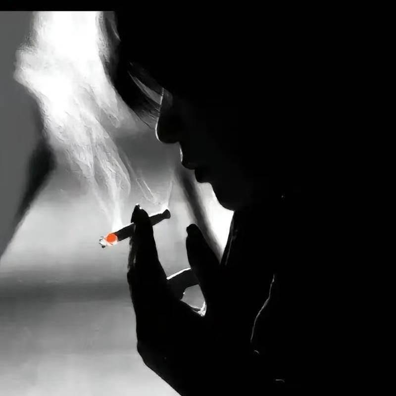 思念成殇 💭