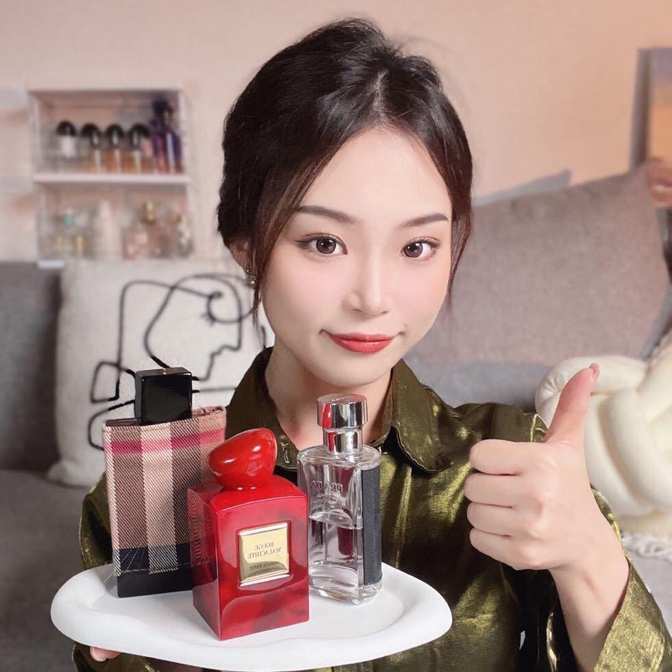 鑫香的电子香水柜